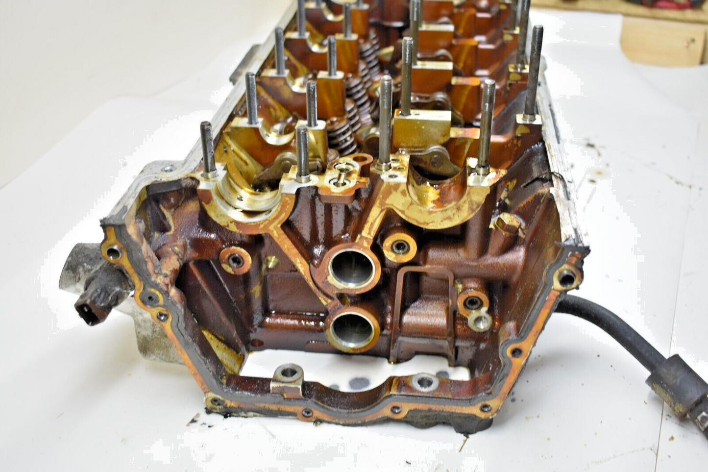 2003 BMW X5 4.4i Right cylinder head 11121745458