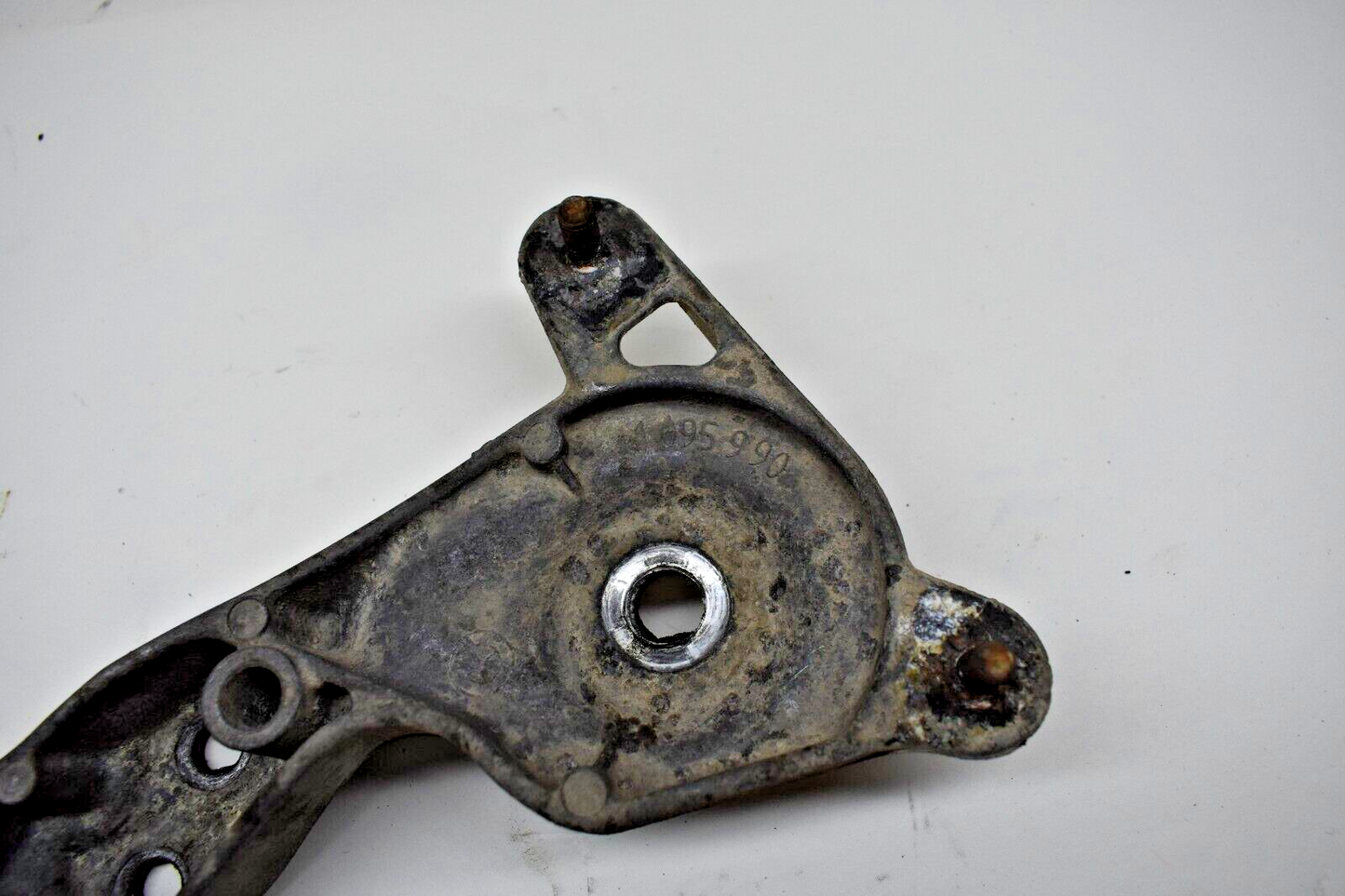 BMW 3 Series E46 Differantial Housing Support Rear Subframe 33321094421