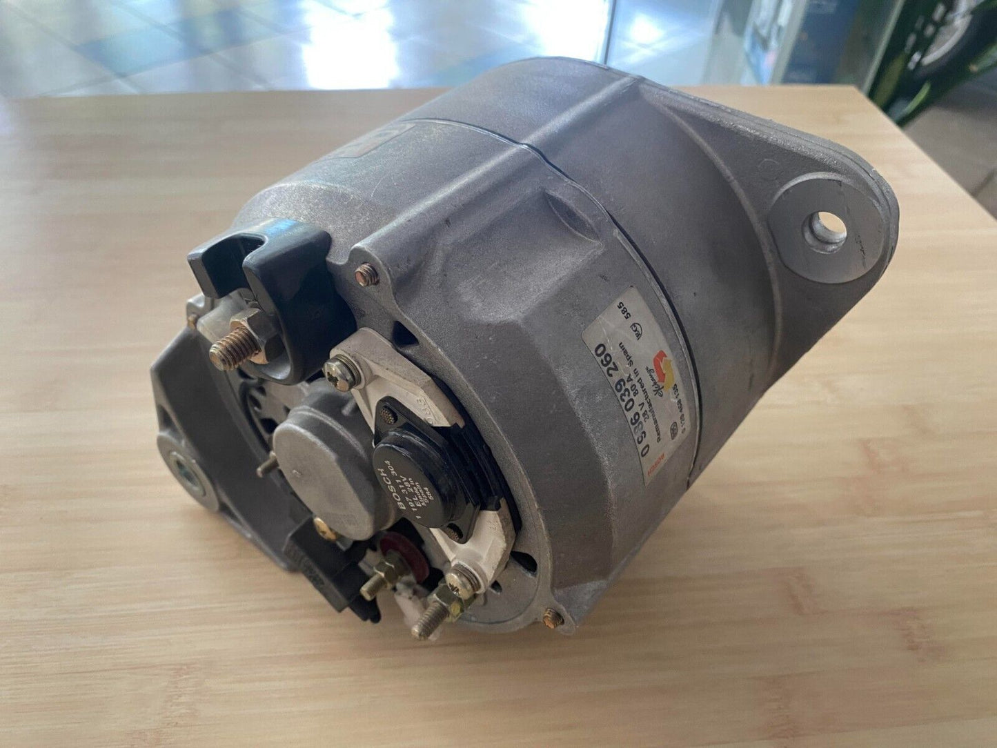 BOSCH 0986039260 Alternator , Volvo FH12 FH16 FL10 FL12 FM10 FM12 FM7 FM9